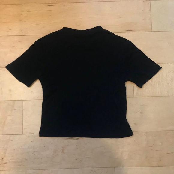 Black tee from Zara - Picture 3 of 3